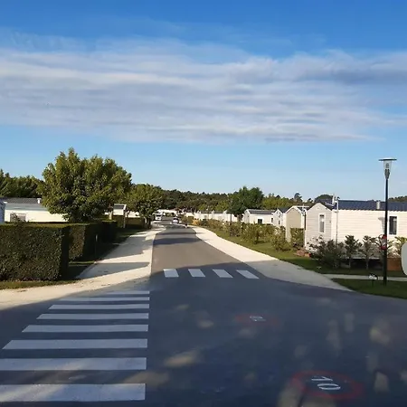 Tres Beau Mobil 40 M2 3ch - 4 Etoiles Les Charmettes 370- Proche Fun Zone