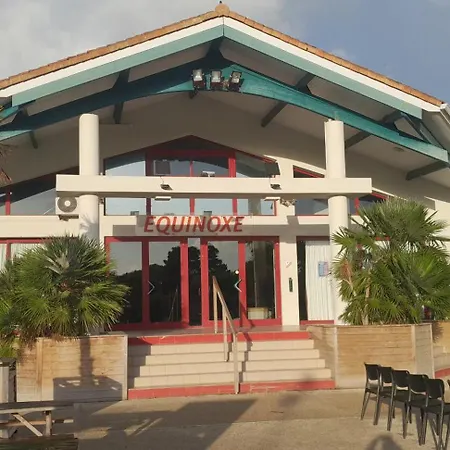 Tres Beau Mobil 40 M2 3ch - 4 Etoiles Les Charmettes 370- Proche Fun Zone