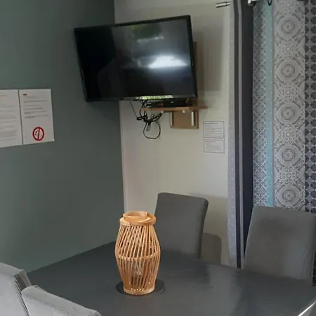 Tres Beau Mobil 40 M2 3ch - 4 Etoiles Les Charmettes 370- Proche Fun Zone Hotel Les Mathes