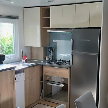 Tres Beau Mobil 40 M2 3ch - 4 Etoiles Les Charmettes 370- Proche Fun Zone Hotel