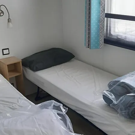 Tres Beau Mobil 40 M2 3ch - 4 Etoiles Les Charmettes 370- Proche Fun Zone Hotel Les Mathes