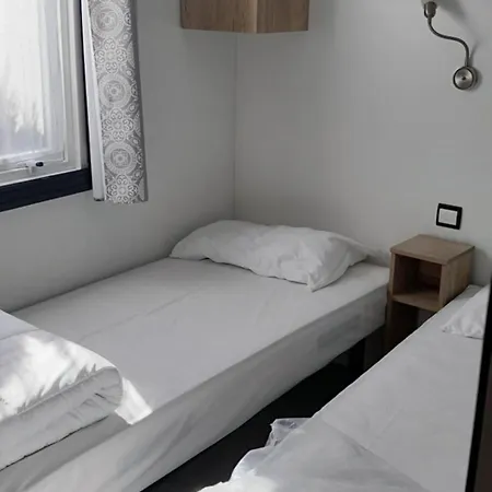 Hotel Tres Beau Mobil 40 M2 3ch - 4 Etoiles Les Charmettes 370- Proche Fun Zone