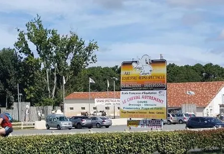 Hotel Tres Beau Mobil 40 M2 3ch - 4 Etoiles Les Charmettes 370- Proche Fun Zone